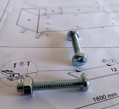 Tornillos y tuercas para solucionar un problema